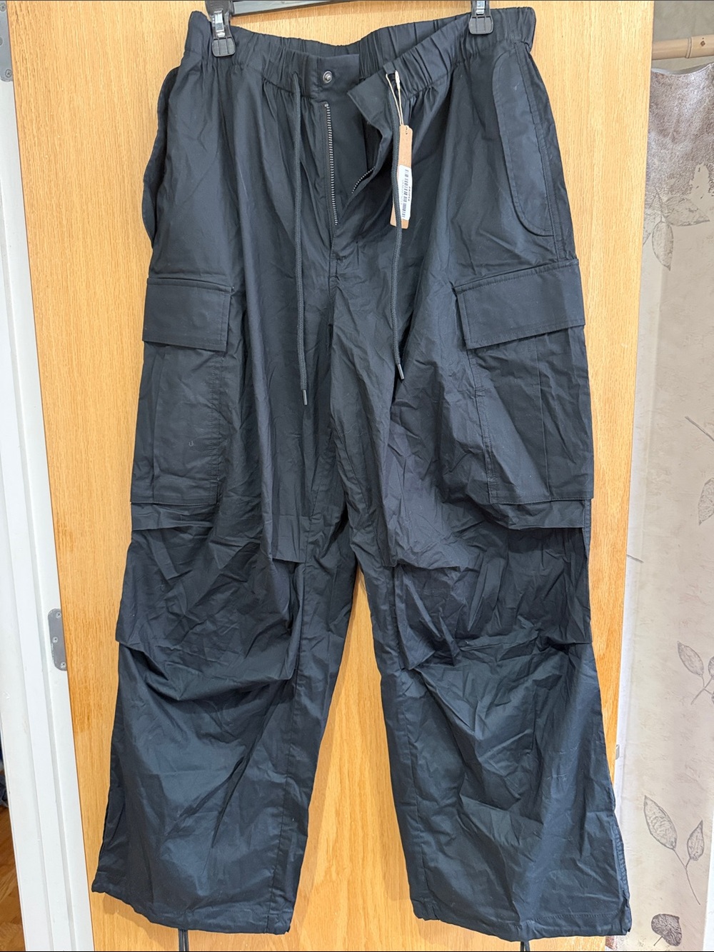 SKIMS Black Women's Cargo Jogger Pants